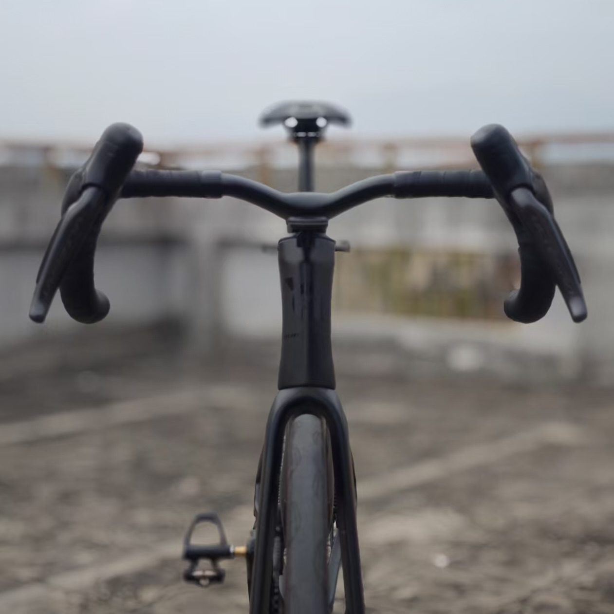 TAVELO RISE Integrated Riser Handlebar Panda Podium