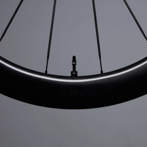 NO.6 52/58 Superlight Aero Carbon Spoke Disc Wheelset - Image 5
